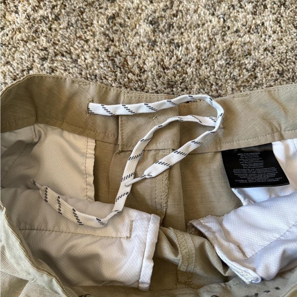 Hang Ten Tan Flat Front Shorts Versatile Summer Essential - Picture 5 of 6